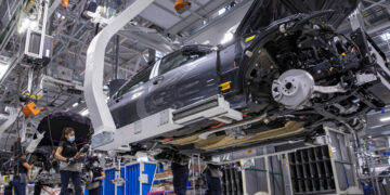 México ve ventaja en medidas de EE.UU. sobre autos