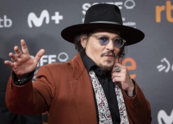 Johnny Depp regresa al cine con Day Drinker junto a Penélope Cruz