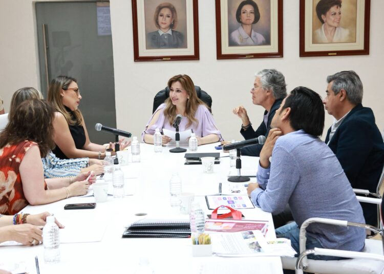 Patronato del Sedif analiza estrategias para recaudar recursos para grupos vulnerables