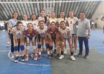 Equipo de voleibol femenil clasifica a Olimpiada Nacional