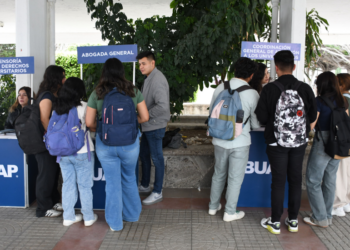 BUAP instala Módulos de Atención a la Comunidad Universitaria