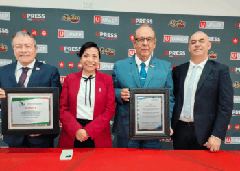 Medicina Veterinaria y Zootecnia UPAEP recibe reacreditación nacional y panamericana por CONEVET Y COPEVET