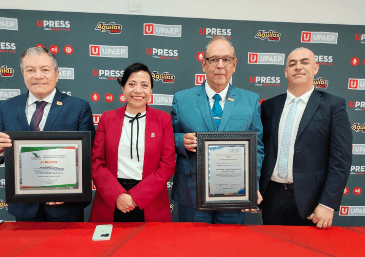 Medicina Veterinaria y Zootecnia UPAEP recibe reacreditación nacional y panamericana por CONEVET Y COPEVET