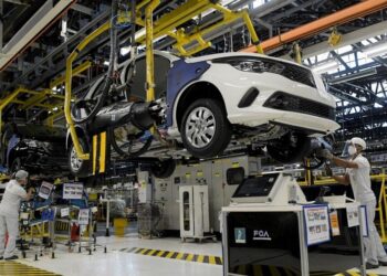 Cae exportación automotriz en primer trimestre de 2025
