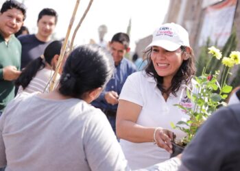 Lupita Cuautle celebra Día de la Madre Tierra con jornada de adopción de árboles