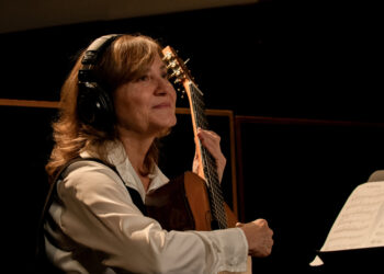 Berta Rojas presta su guitarra para versión de ‘The Last of Us’