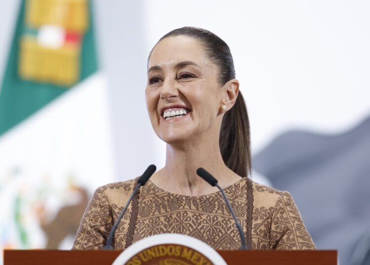 Sheinbaum asegura que invitará al papa León XIV a México