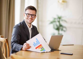 Conoce las ventajas de estudiar para Contador Público en línea