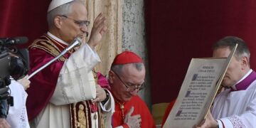 Sheinbaum celebra elección del papa León XIV