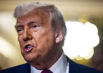 Recortes de Trump afectan a latinos ante crisis climática