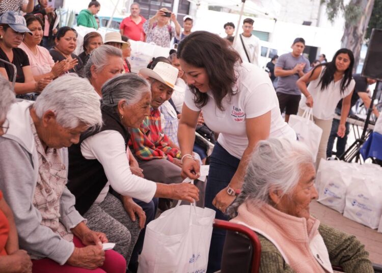 Por una mejor nutrición, apoyos alimentarios llegan a familias en San Andrés Cholula