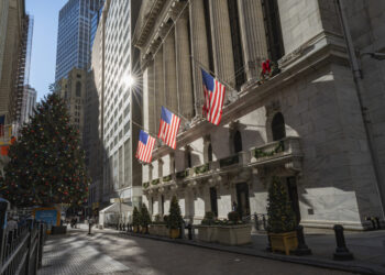 Wall Street cierra en rojo por amenazas comerciales de Trump