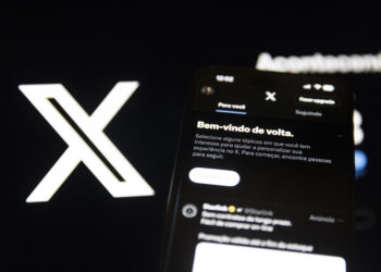 X vuelve a funcionar tras caída global
