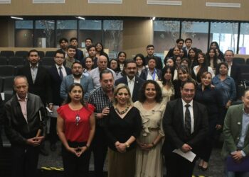Analizan en Congreso historia constitucional de Puebla