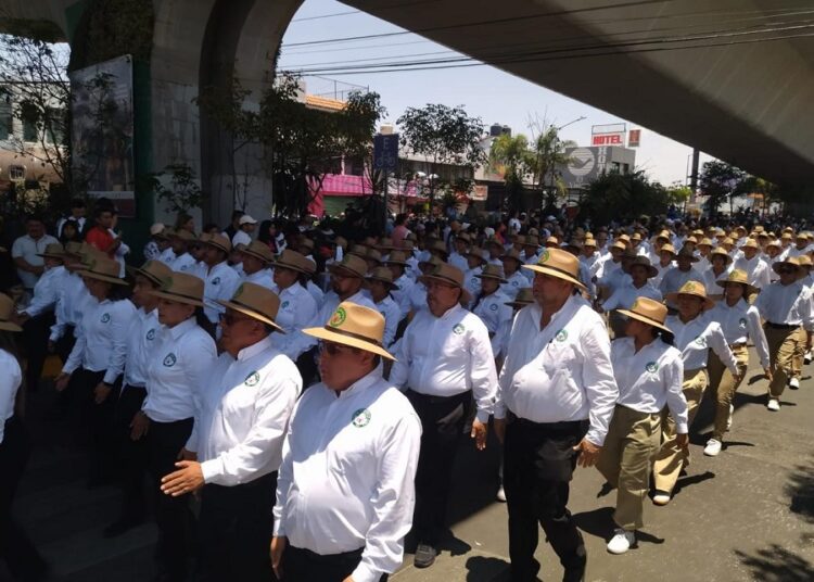 UTP participa en desfile del 5 de Mayo