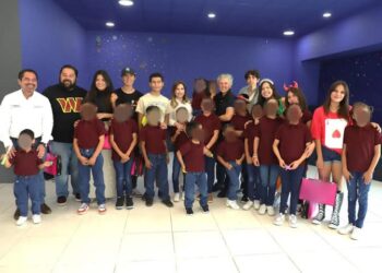 Presentan obra de teatro «Nuevo Rey» en Casa de la Niñez Poblana
