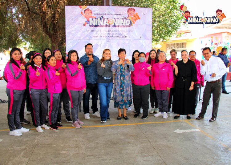 Shamy Spezia lleva alegría a niñas y niños de Huejotzingo con entrega de juguetes