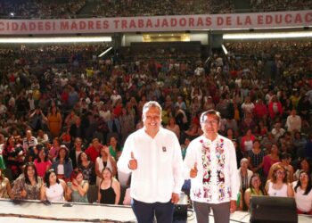 Sección 51 del SNTE reconoce a las madres trabajadoras de la educación