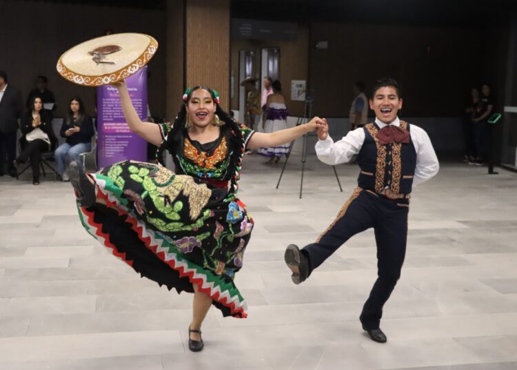 Congreso del Estado fue sede del 2º Festival Internacional Viva la Danza
