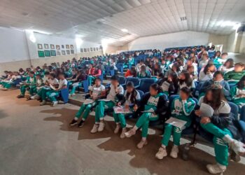 Participan más de 2 mil 600 alumnos del Cobaep en programa de alfabetización