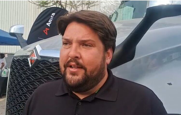 AMSA Bepensa presenta camión LT con nuevo motor s13