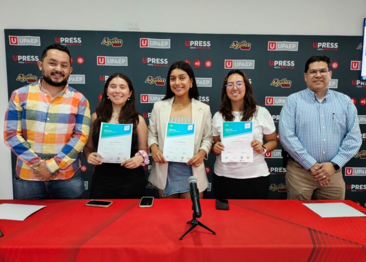 Estudiantes de Arquitectura UPAEP destacan en concurso Saint-Gobain 2025