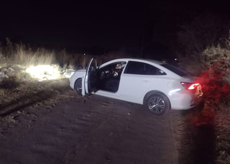Autoridades de Cuautlancingo recuperan vehículo robado a conductor de Didi