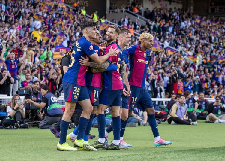 Barça derrota 4-3 al Real Madrid y sentencia LaLiga