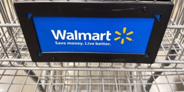 Walmart planea subir sus precios este mes debido a aranceles