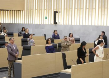 Diputadas y diputados de la LXII Legislatura trabajan en Casas de Gestión