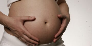 Trump contra ciudadanía por nacimiento: 255 mil bebés afectados