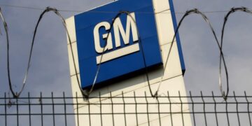 GM, Ford y Stellantis critican acuerdo EE.UU.-Reino Unido