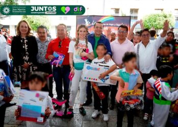 Entregan más de 2 mil juguetes a niñas y niños en Texmelucan