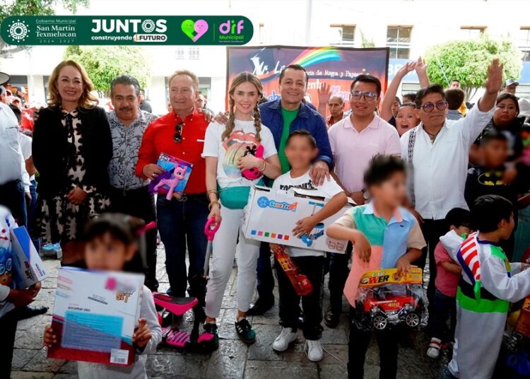 Entregan más de 2 mil juguetes a niñas y niños en Texmelucan
