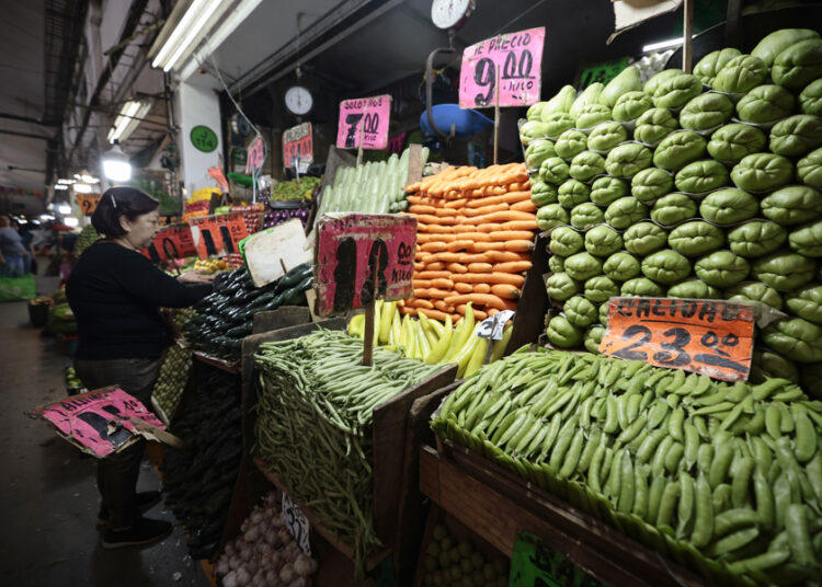 México tiene déficit comercial de 88.1 millones USD en abril