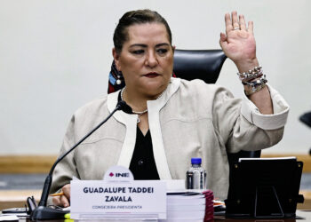 INE reprocha críticas de exconsejeros a elección judicial