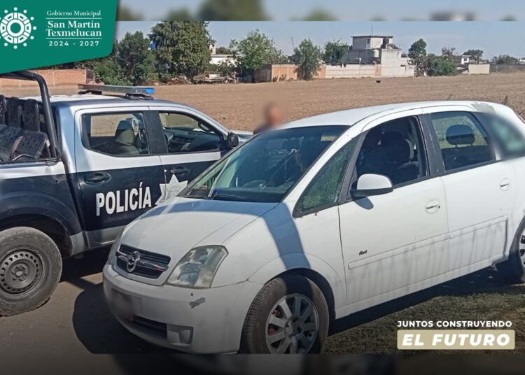 Policía de Texmelucan evita fraude en  Moyotzingo por venta de vehículos