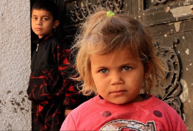 29 niños y ancianos han muerto de hambre en 2 últimos días en Gaza