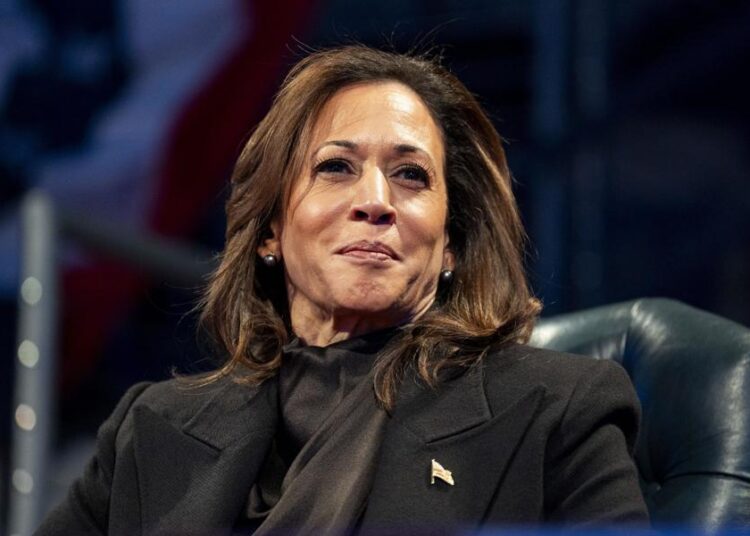 EE.UU., está al borde de una ‘crisis constitucional’: Kamala Harris