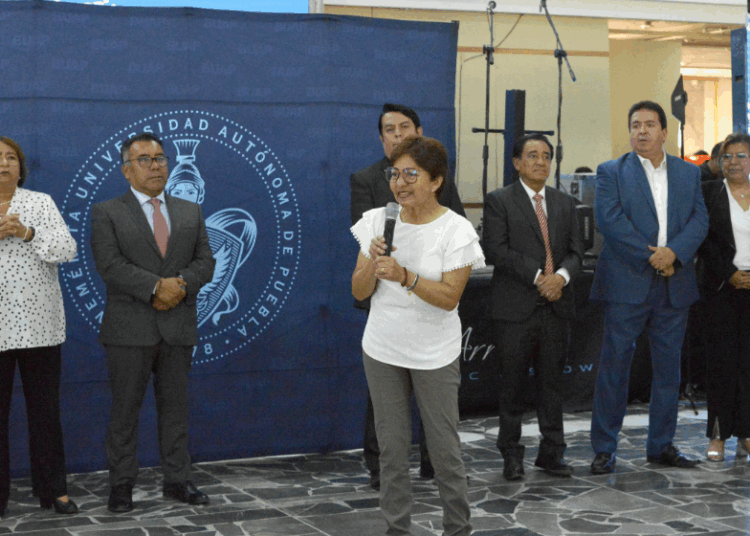 Con entrega y vocación, docentes libran batallas: Lilia Cedillo