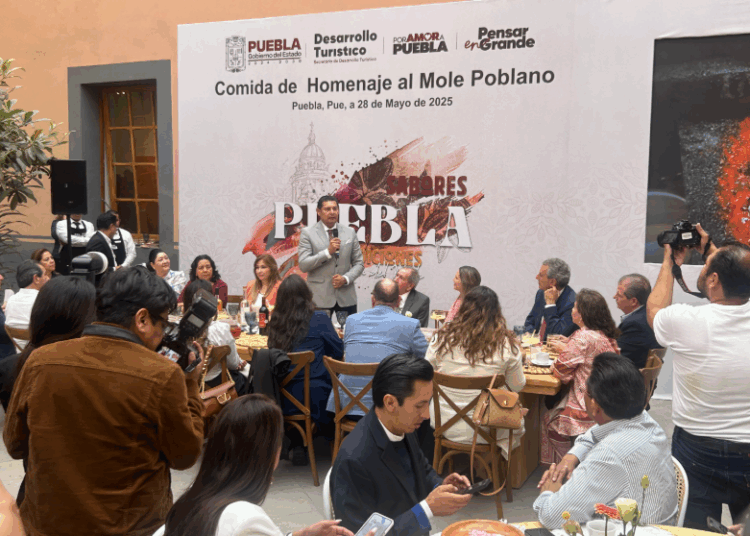Promueven el mole poblano