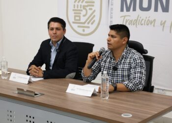 Anuncia Omar Muñoz maratón de obras de pavimentación