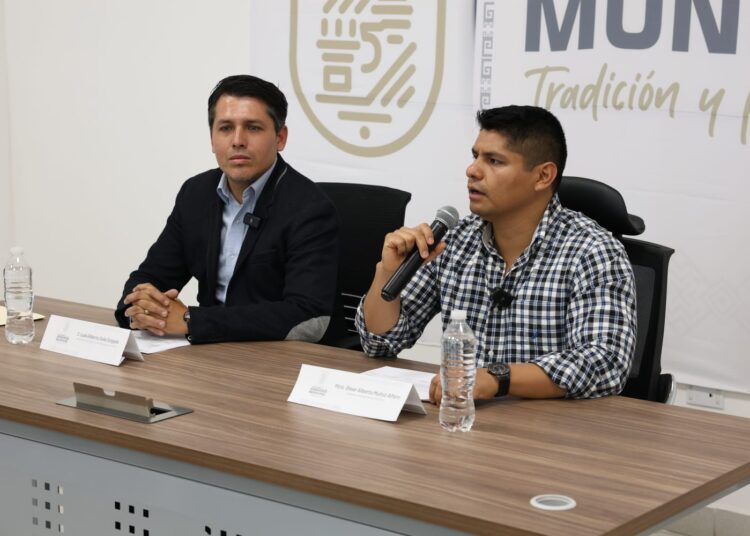 Anuncia Omar Muñoz maratón de obras de pavimentación