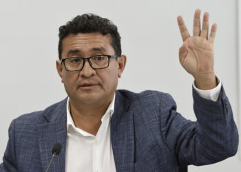 Impuesto a remesas no reducirá envíos, aumentará horas de trabajo