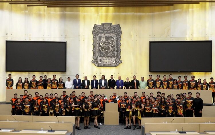 Congreso del Estado reconoce esfuerzo y dedicación de marching bands