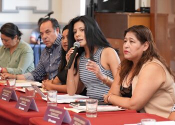 Pepe Chedraui sostuvo un encuentro con mujeres líderes de colonias del municipio