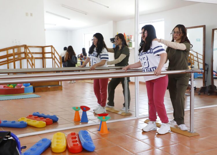 SMDIF transforma vidas en Puebla: miles reciben salud, rehabilitación y apoyo