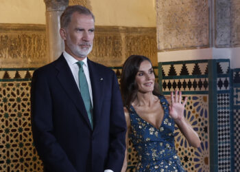 Familia Real recibió 358 regalos en 2024, entre ellos una antorcha olímpica