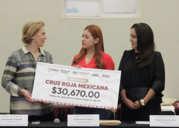 Convenciones y Parques recolecta 30 mil pesos para la Cruz Roja Puebla-El año pasado recaudaron 6 mil pesos
