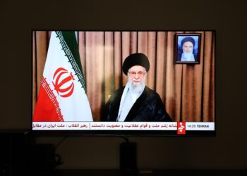 Líder supremo de Irán nombra a posibles sucesores por si lo matan